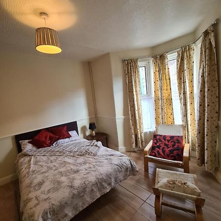 Ground Floor Flat , 31 Lena Street, Easton,Bristol Avon, Uk Hotel ภายนอก รูปภาพ